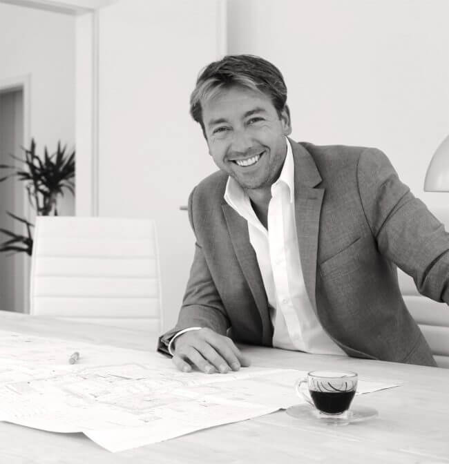 Jörg Aichinger, DEKRA-geprüfter Bausachverständiger für Schnabelwaid